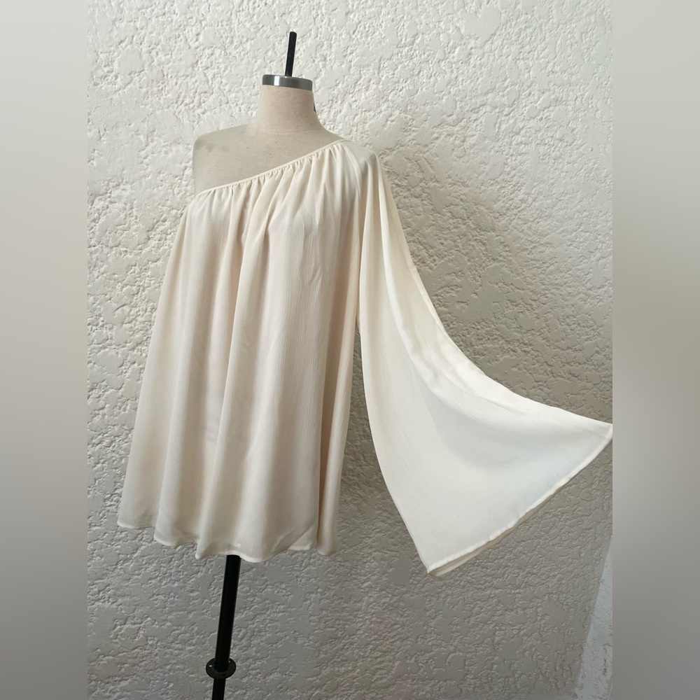 Reformation One Shoulder Flowy Mini Dress Size 10, Cream / White Cocktail Dress